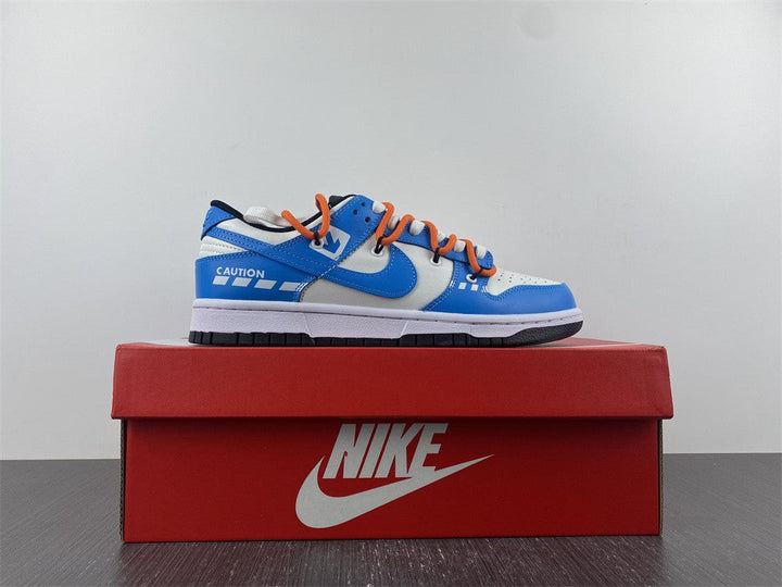 Nike Dunk Low Sneakers - Timeless Design, Exceptional Comfort, Various Colorways