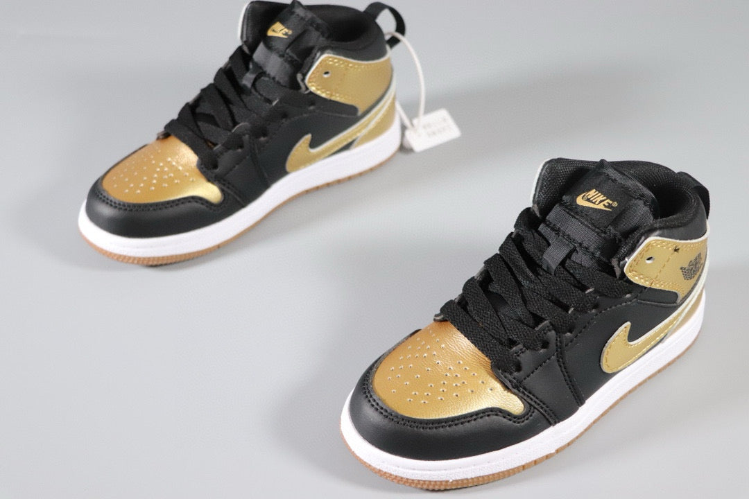 Air Jordan 1 Retro High OG 'Metallic Gold' Kids Sneakers - Stylish, Durable, Comfortable Footwear