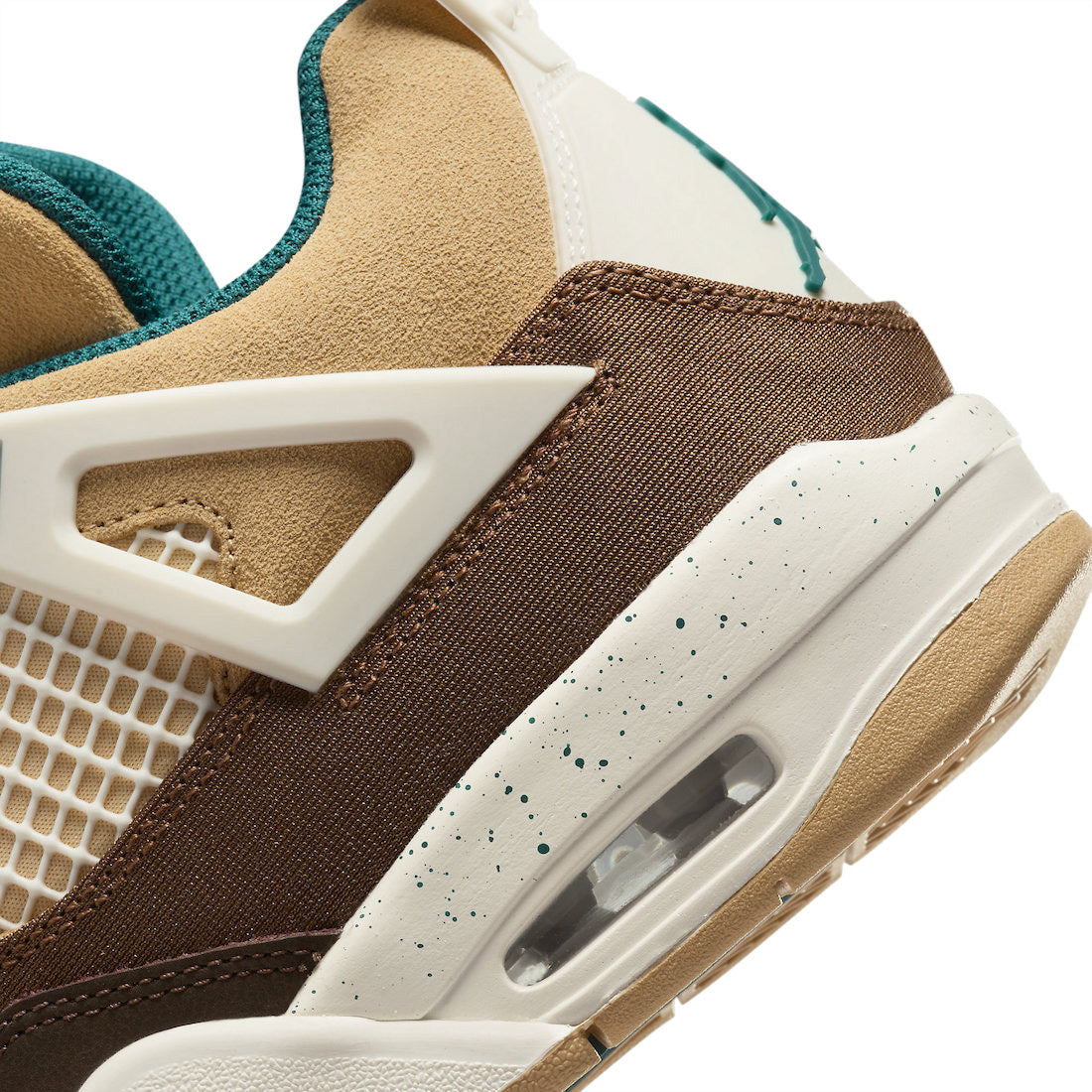 Air Jordan 4 GS Cacao Wow - Seasonal Collection Outdoor Sneaker in Cacao Wow and Geode Teal